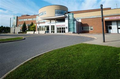 QCH emergency department front entrance
